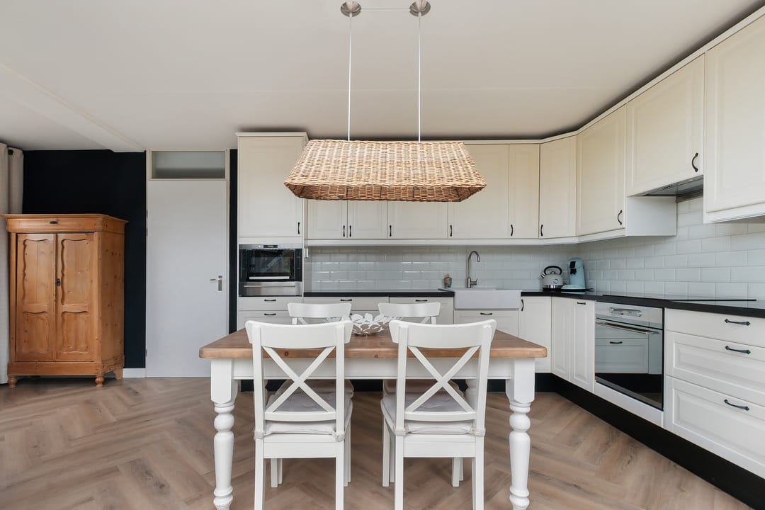 Photo 11 of Meranti 120