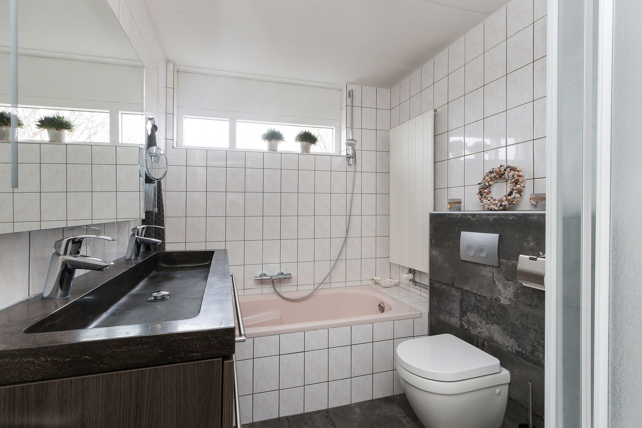 Photo 24 of Meranti 120