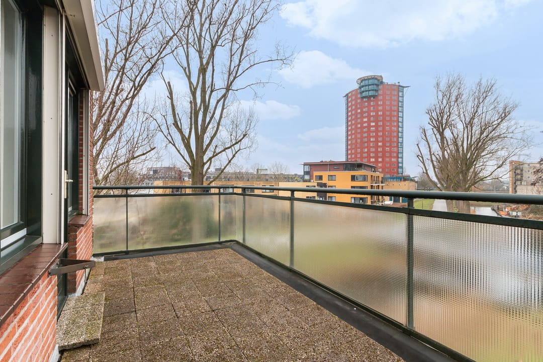 Photo 26 of Meranti 120