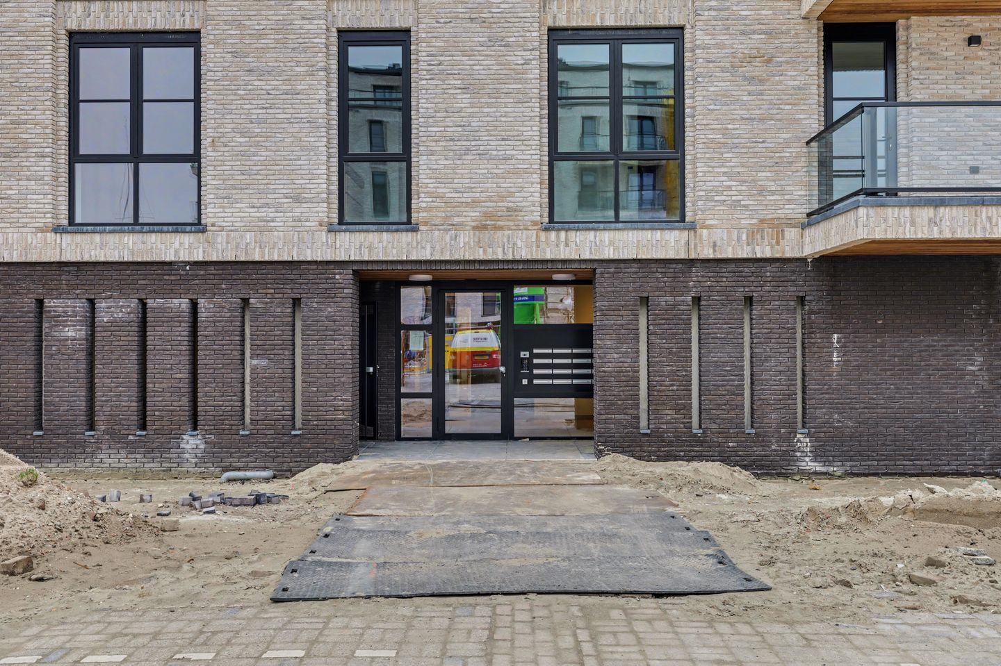 Photo 4 of Boulevard 35