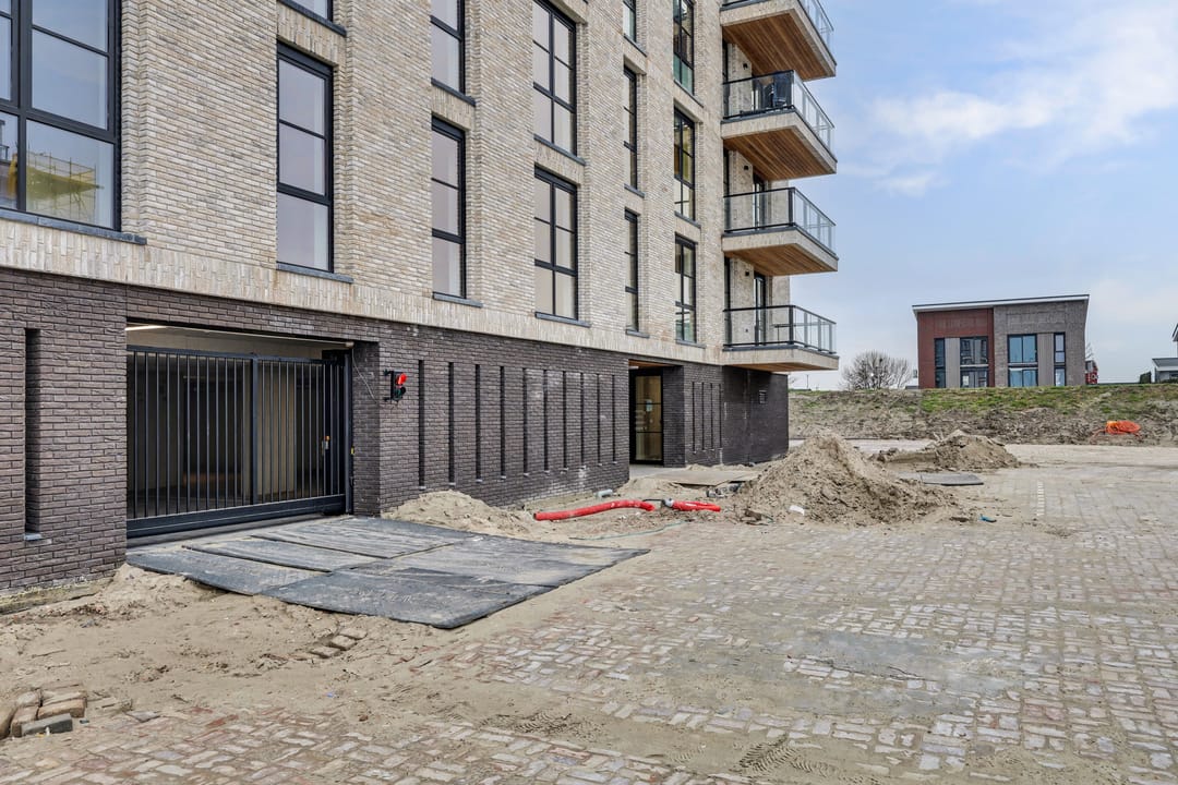 Photo 43 of Boulevard 35