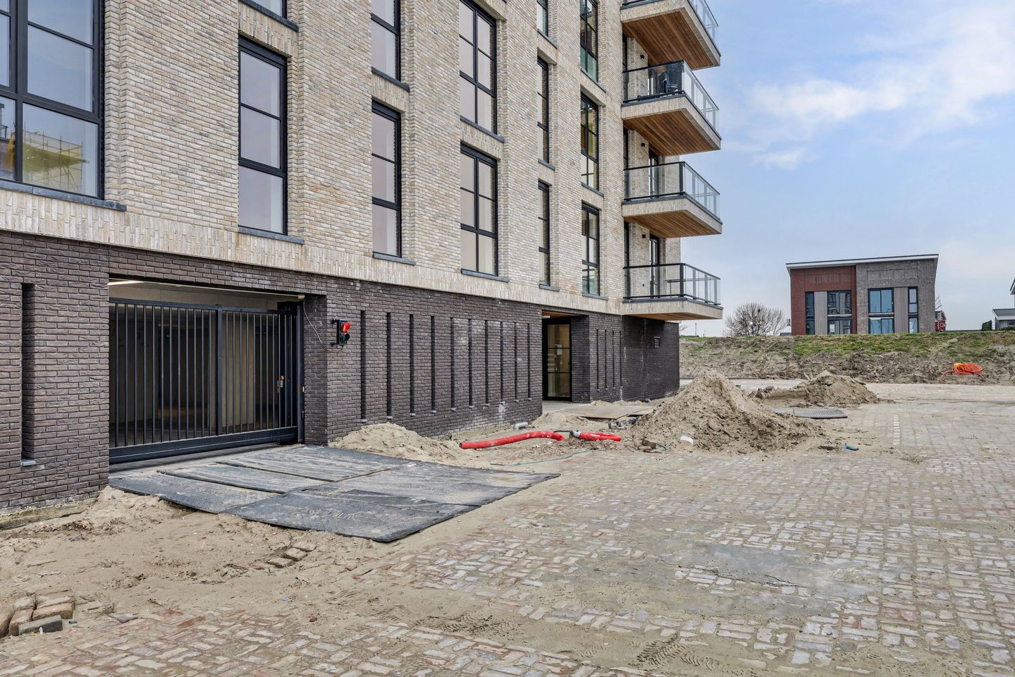 Photo 44 of Boulevard 35
