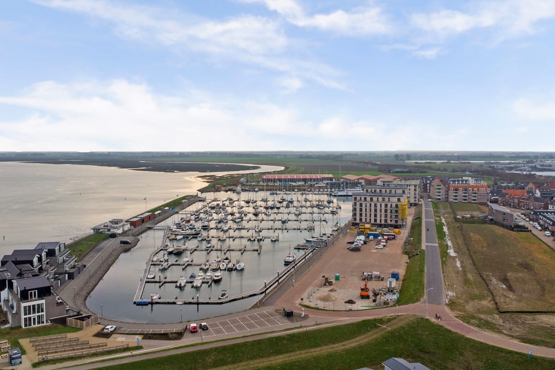 Photo 67 of Boulevard 35