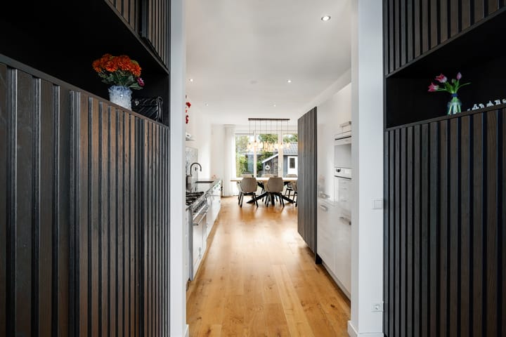 Photo 4 of Strausslaan 30