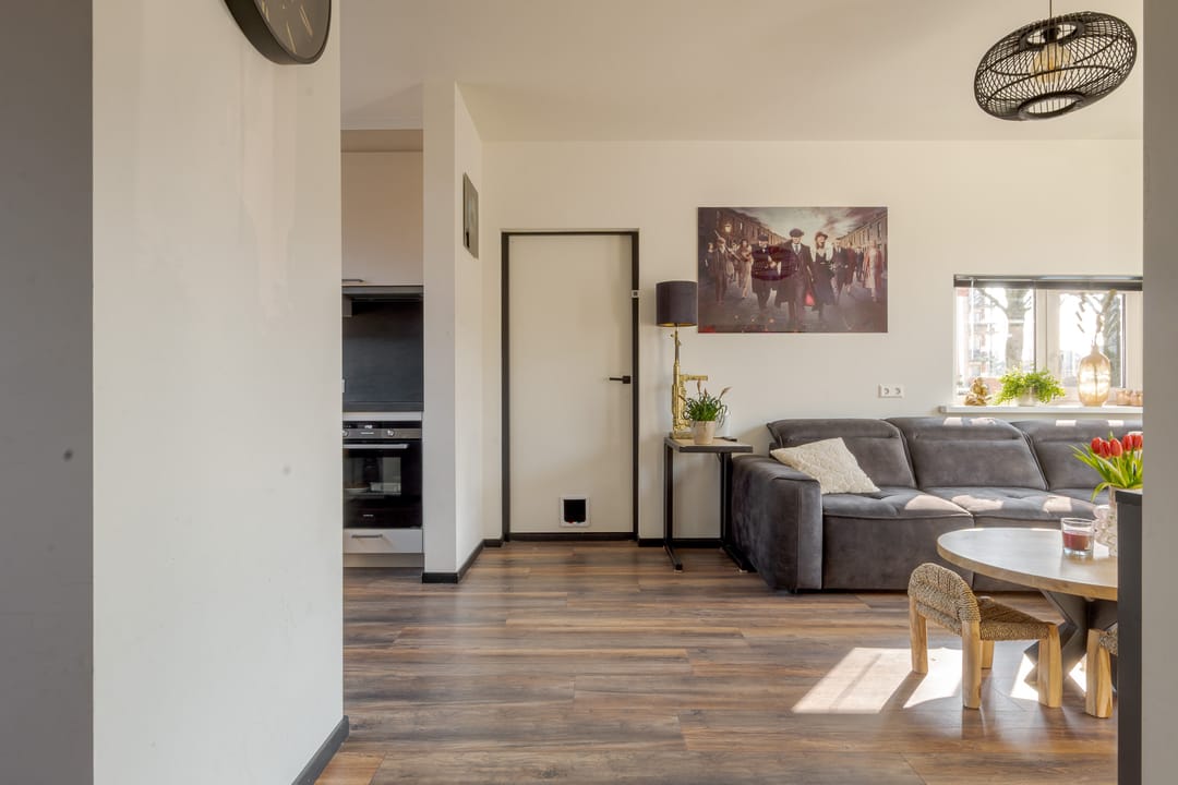 Photo 8 of Heinsiusstraat 26