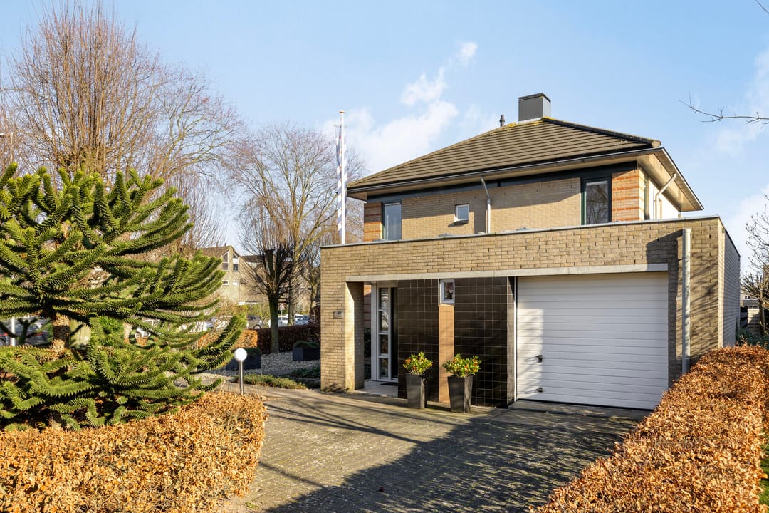 Photo 1 of Derde Stationsstraat 302