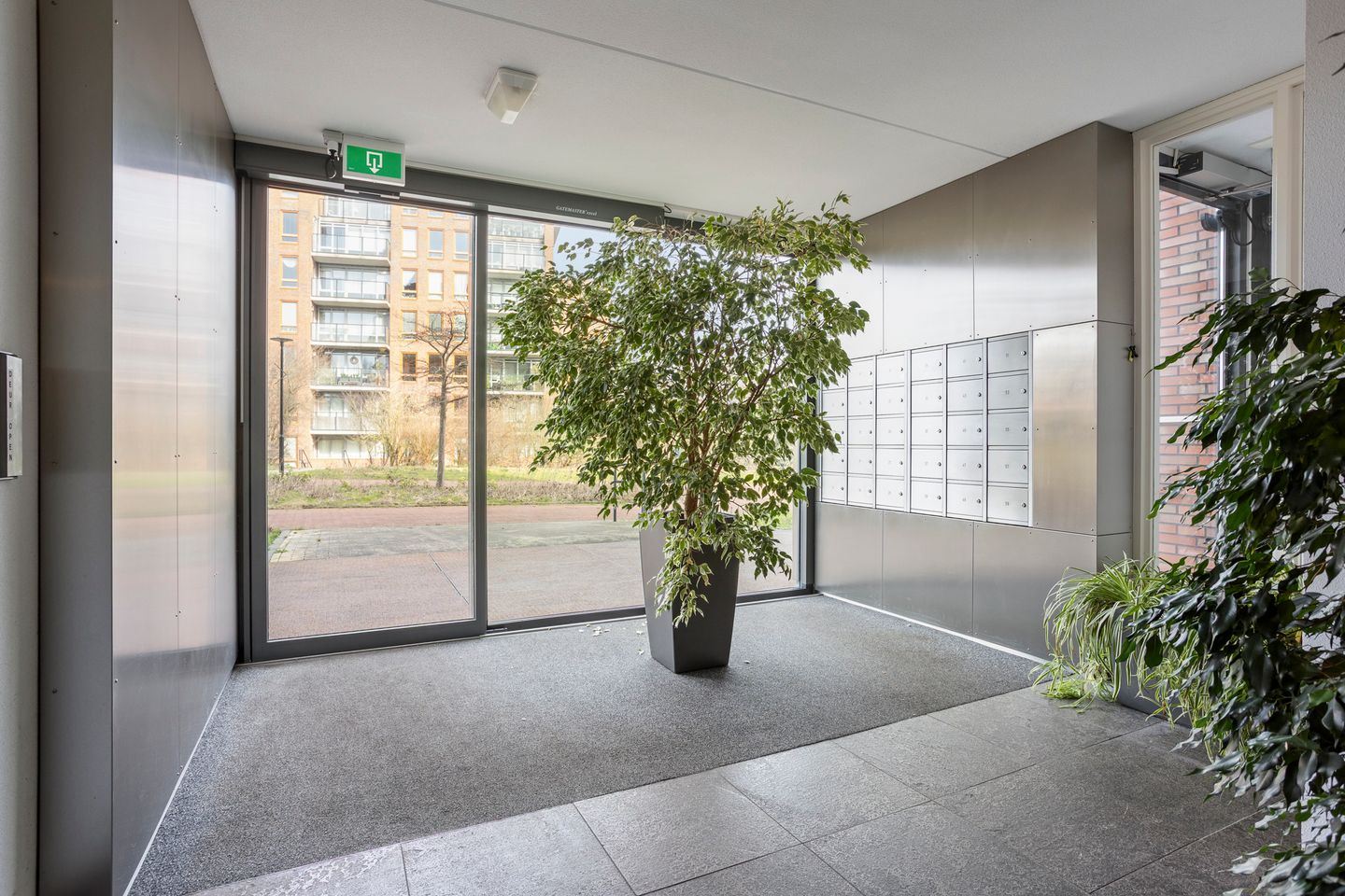 Photo 25 of Burgemeester Nederbragtpark 27