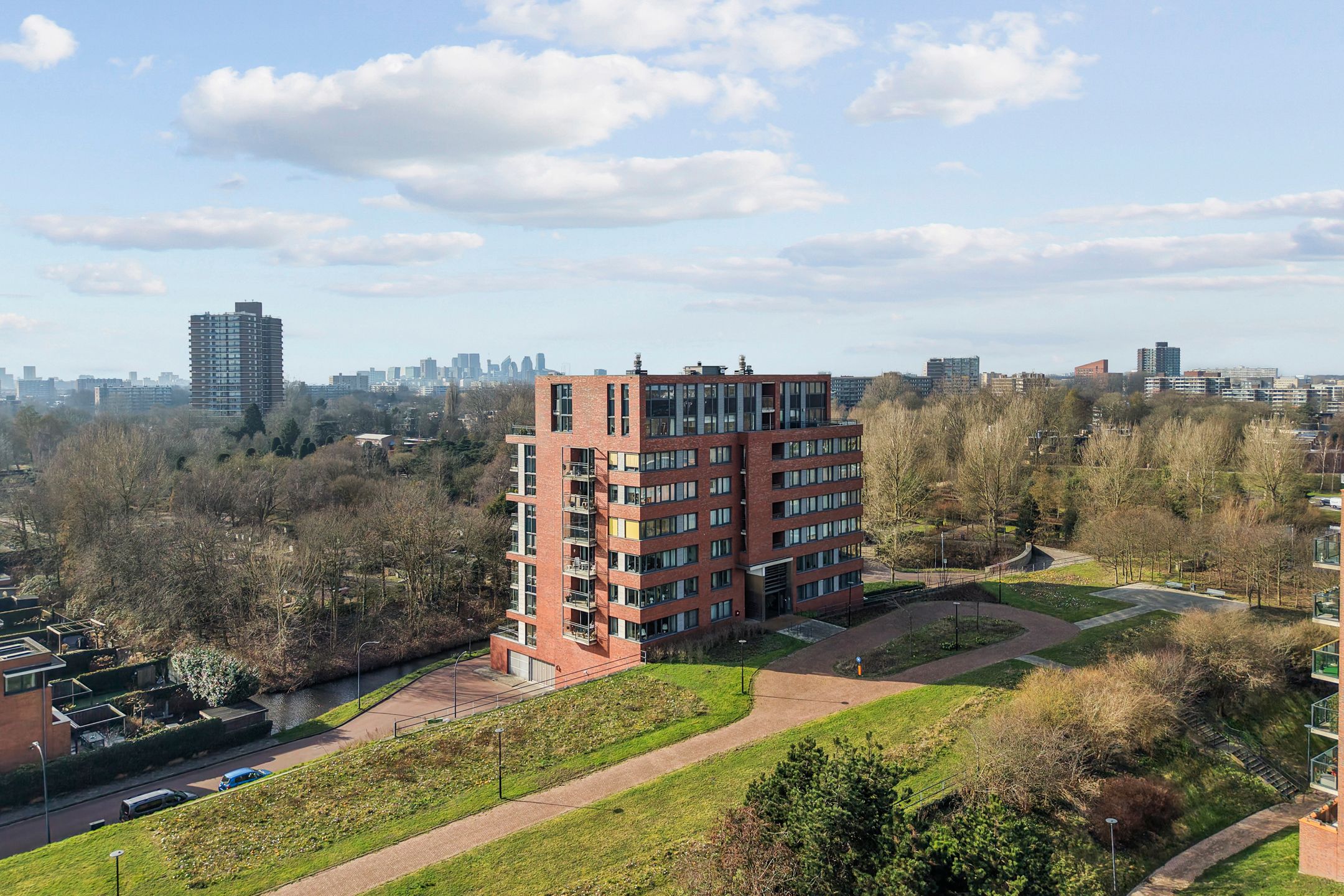 Photo 30 of Burgemeester Nederbragtpark 27