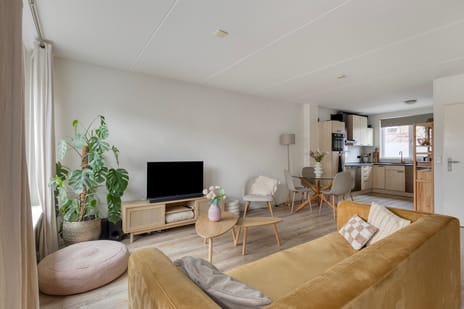 Lange Maat 40 tertiary image