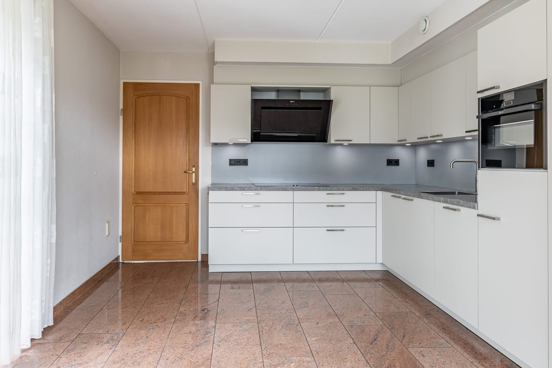 Photo 26 of Engelberterweg 112