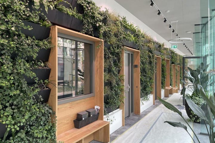 Photo 2 of Madridstraat 252