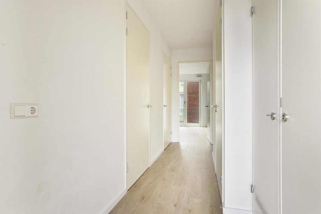 Foto 2 van Karel Appelhof 98