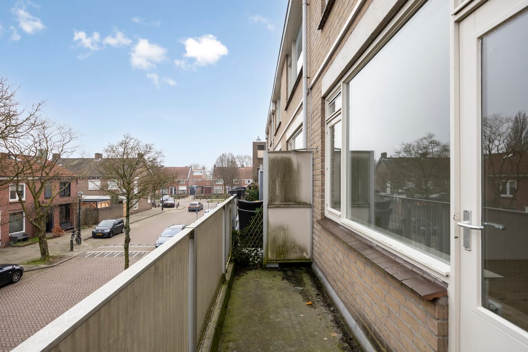 Foto 11 van Esdoornstraat 85