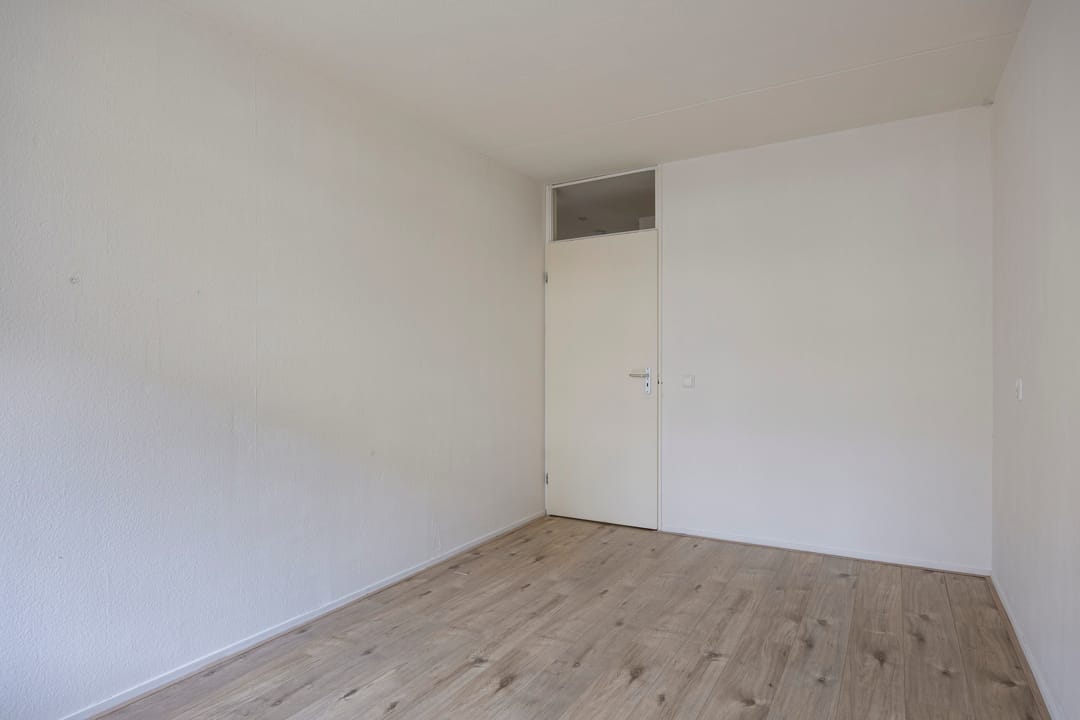 Foto 16 van Esdoornstraat 85