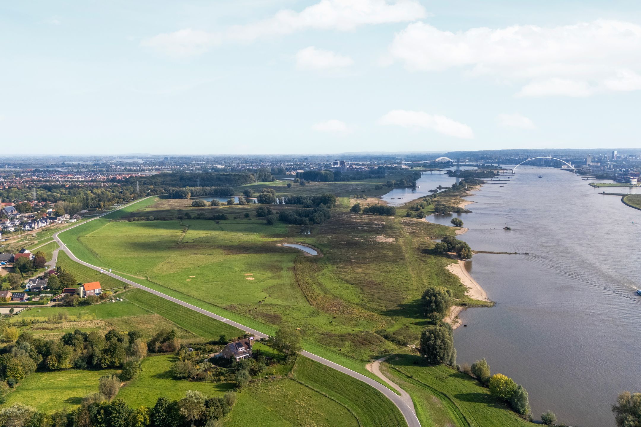 Foto 36 van Waaldijk 42-43