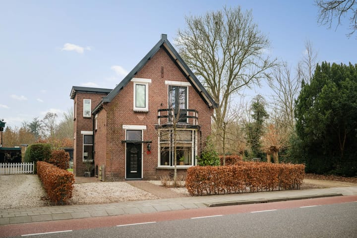 Photo 2 of Binnenweg 27