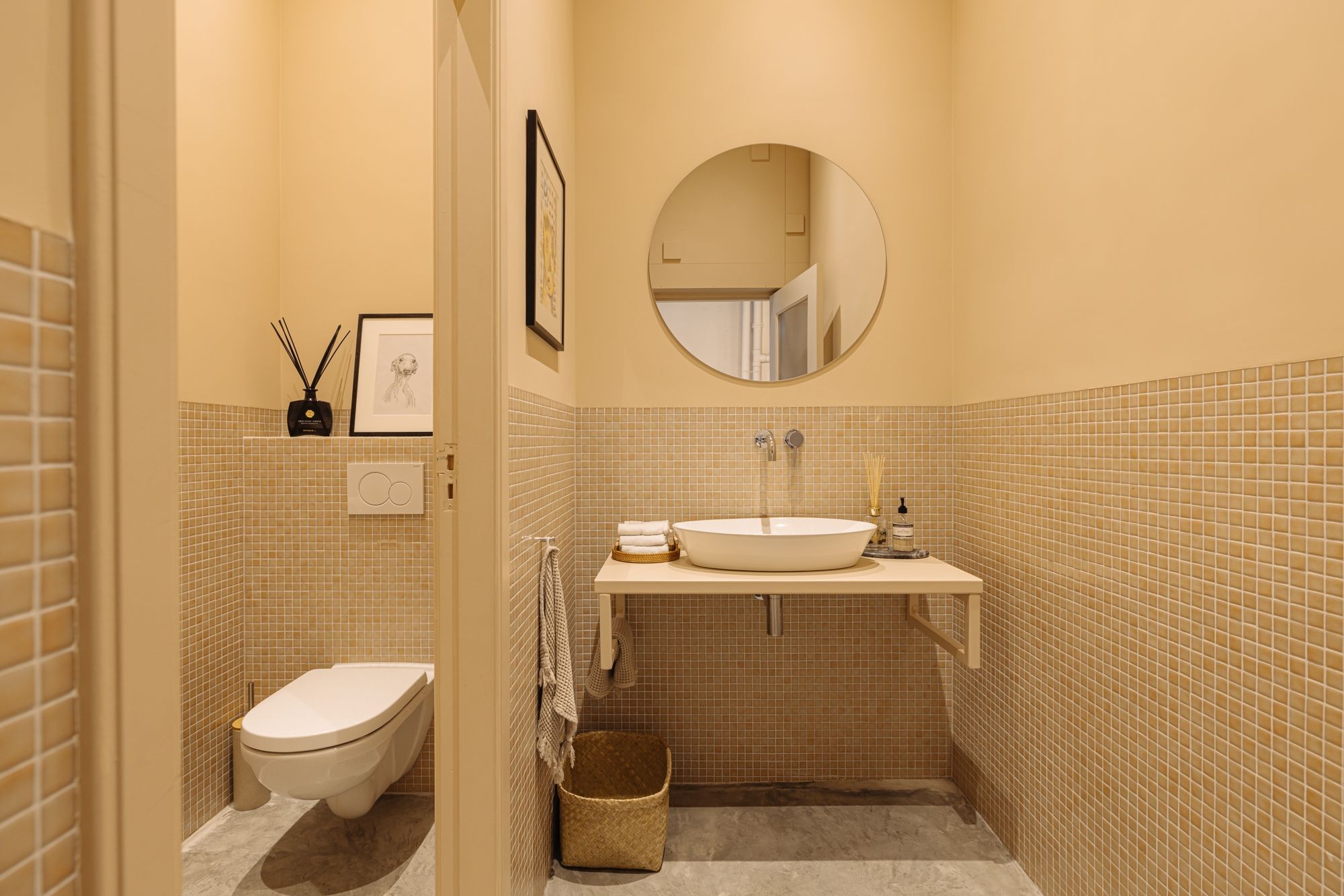 Photo 39 of Pieter de Hoochstraat 42-A