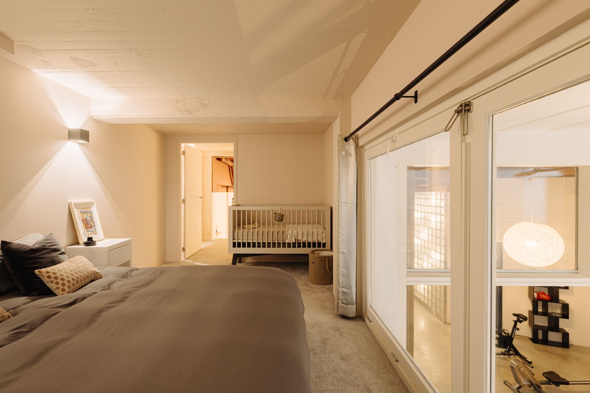 Photo 51 of Pieter de Hoochstraat 42-A