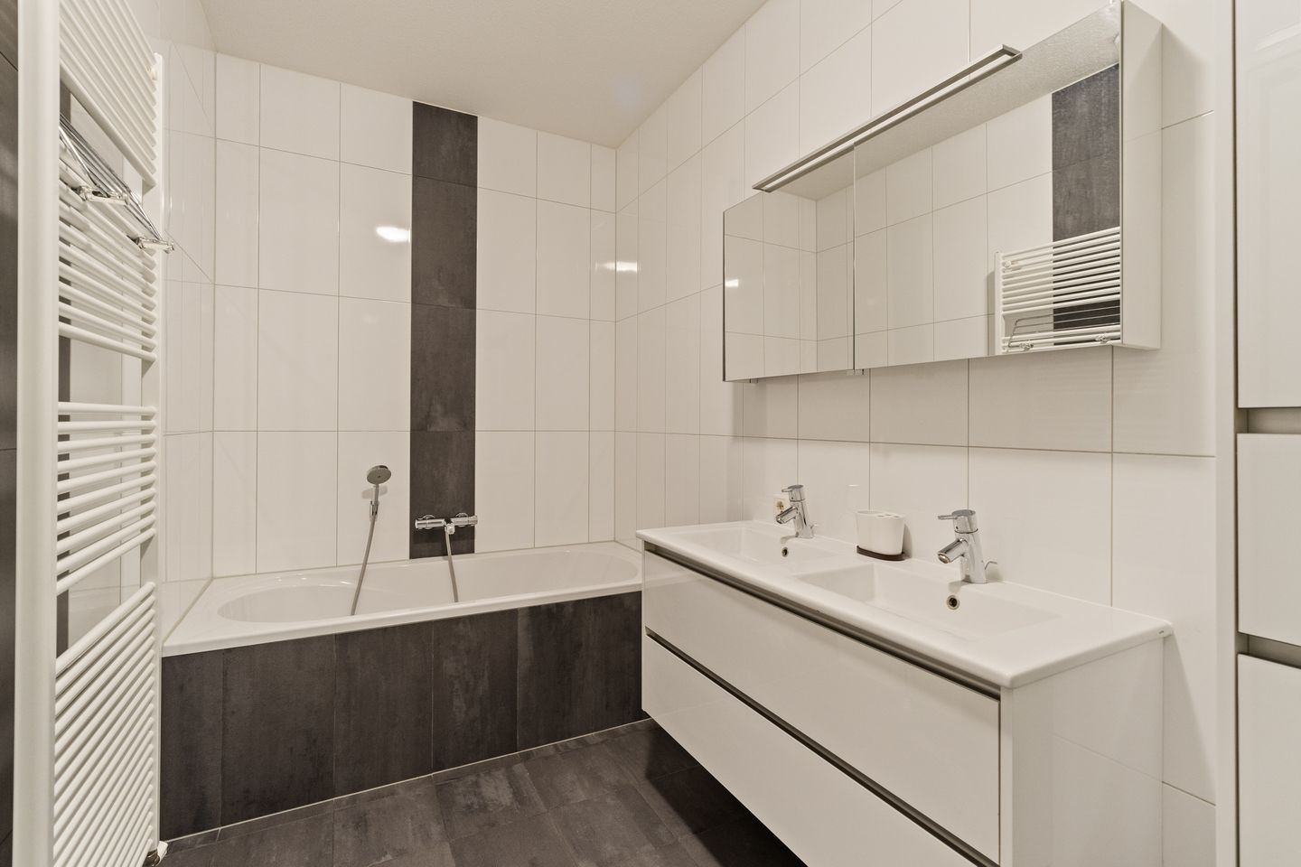 Photo 19 of Biezenland 25