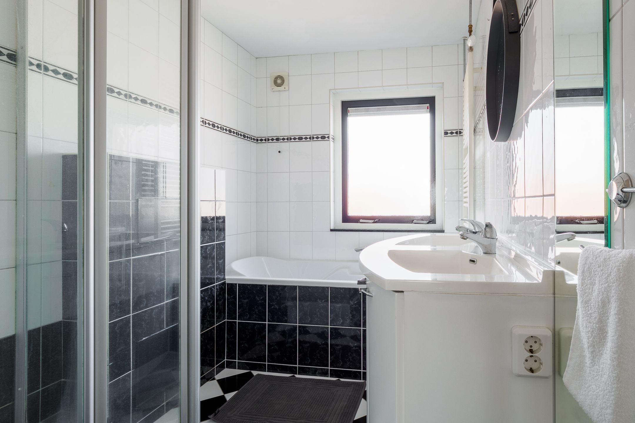 Photo 12 of Dennenbosweg 77