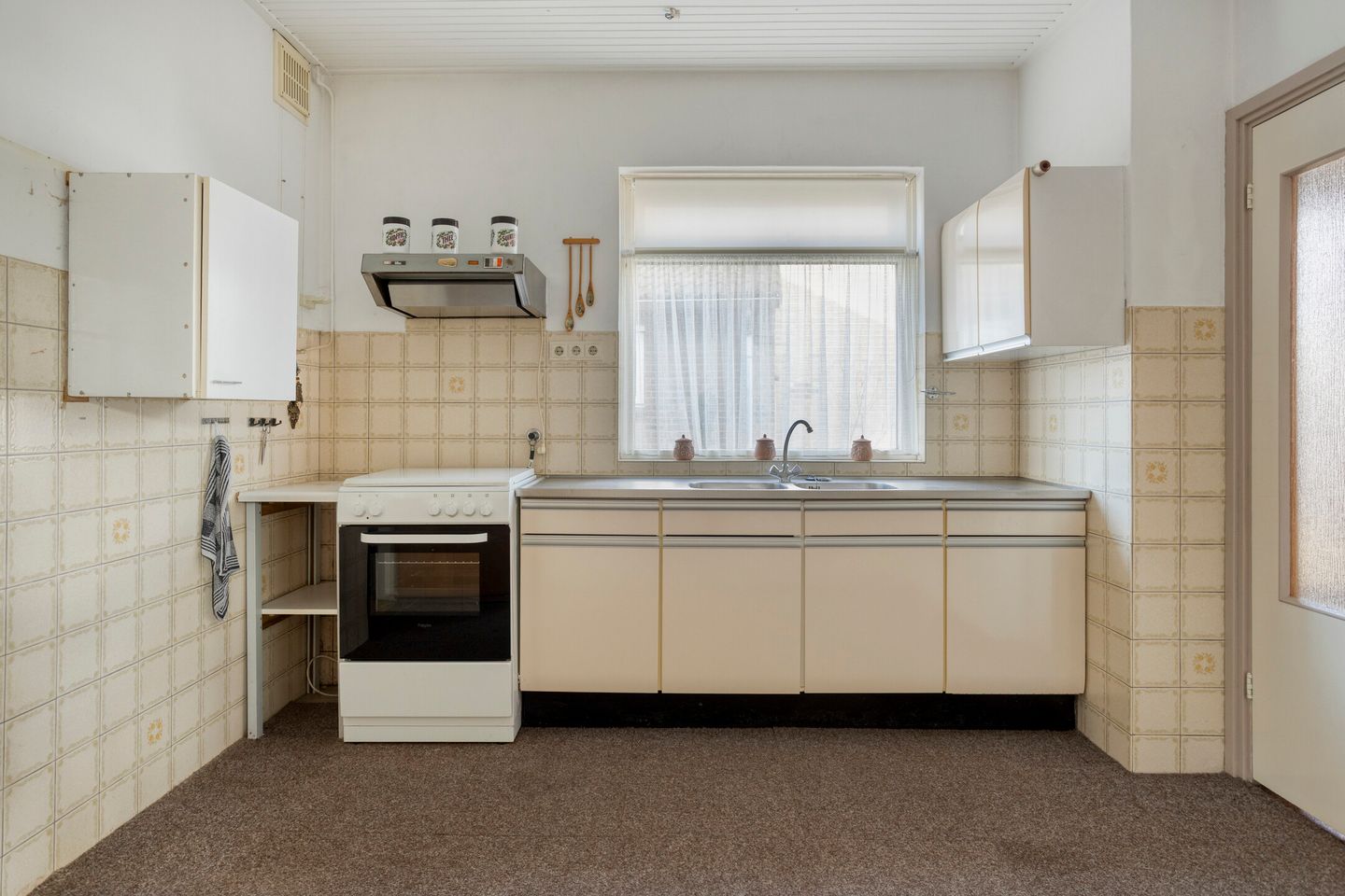 Foto 10 van Adelaarslaan 46