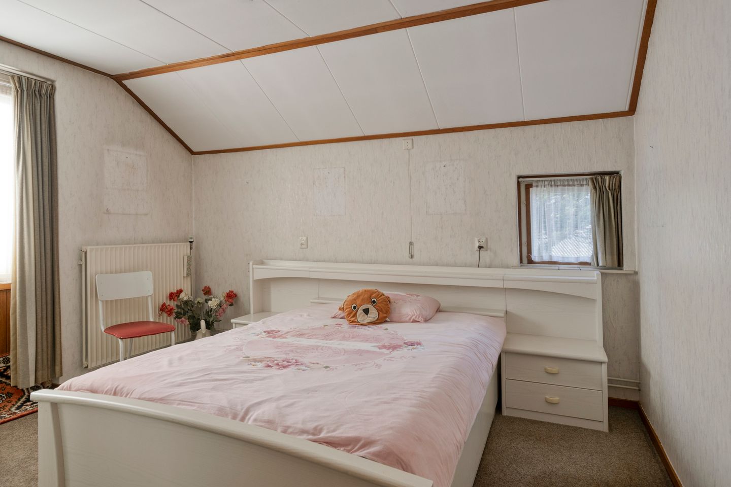 Foto 20 van Adelaarslaan 46