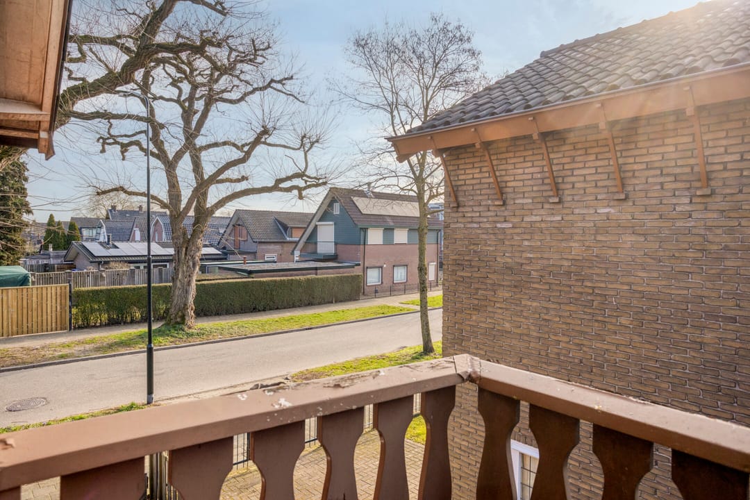 Foto 22 van Adelaarslaan 46