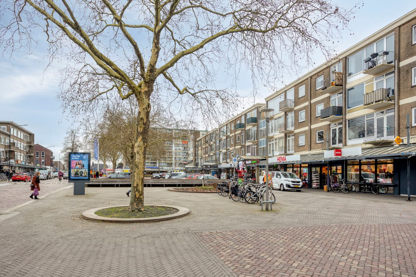 Foto 29 van Adelaarslaan 46