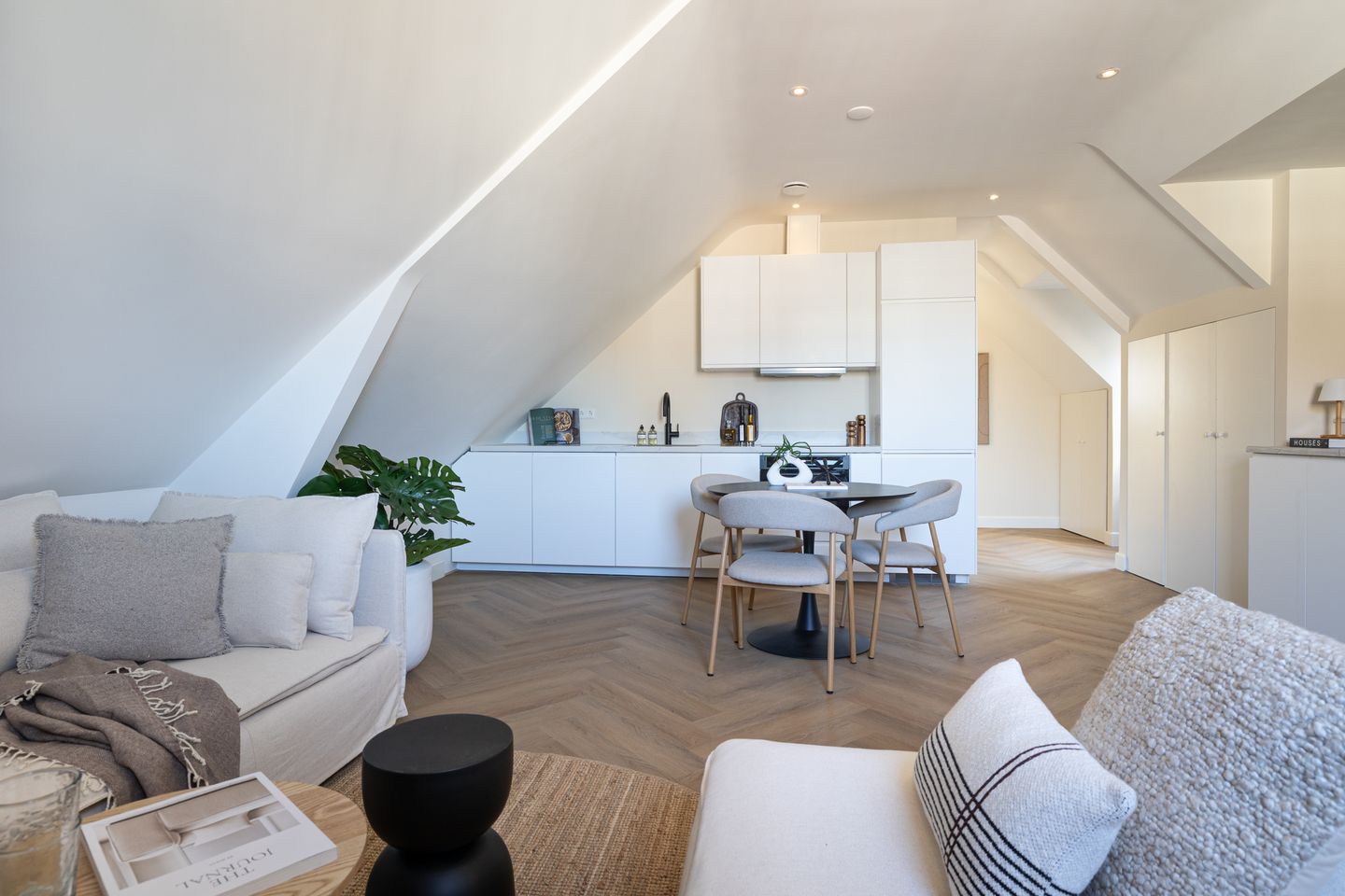 Foto 10 van Nieuwe Binnenweg 287-B02