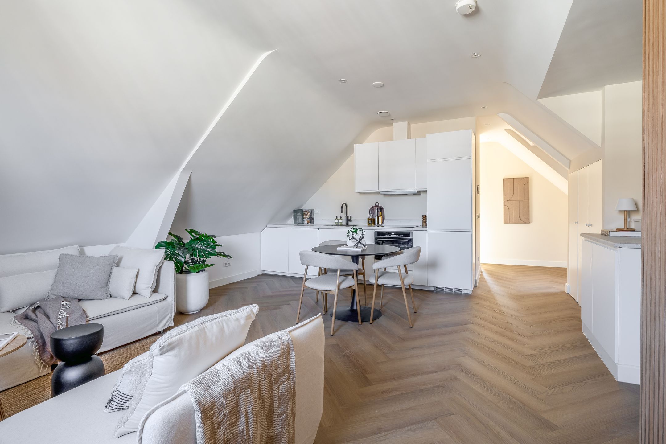 Foto 12 van Nieuwe Binnenweg 287-B02