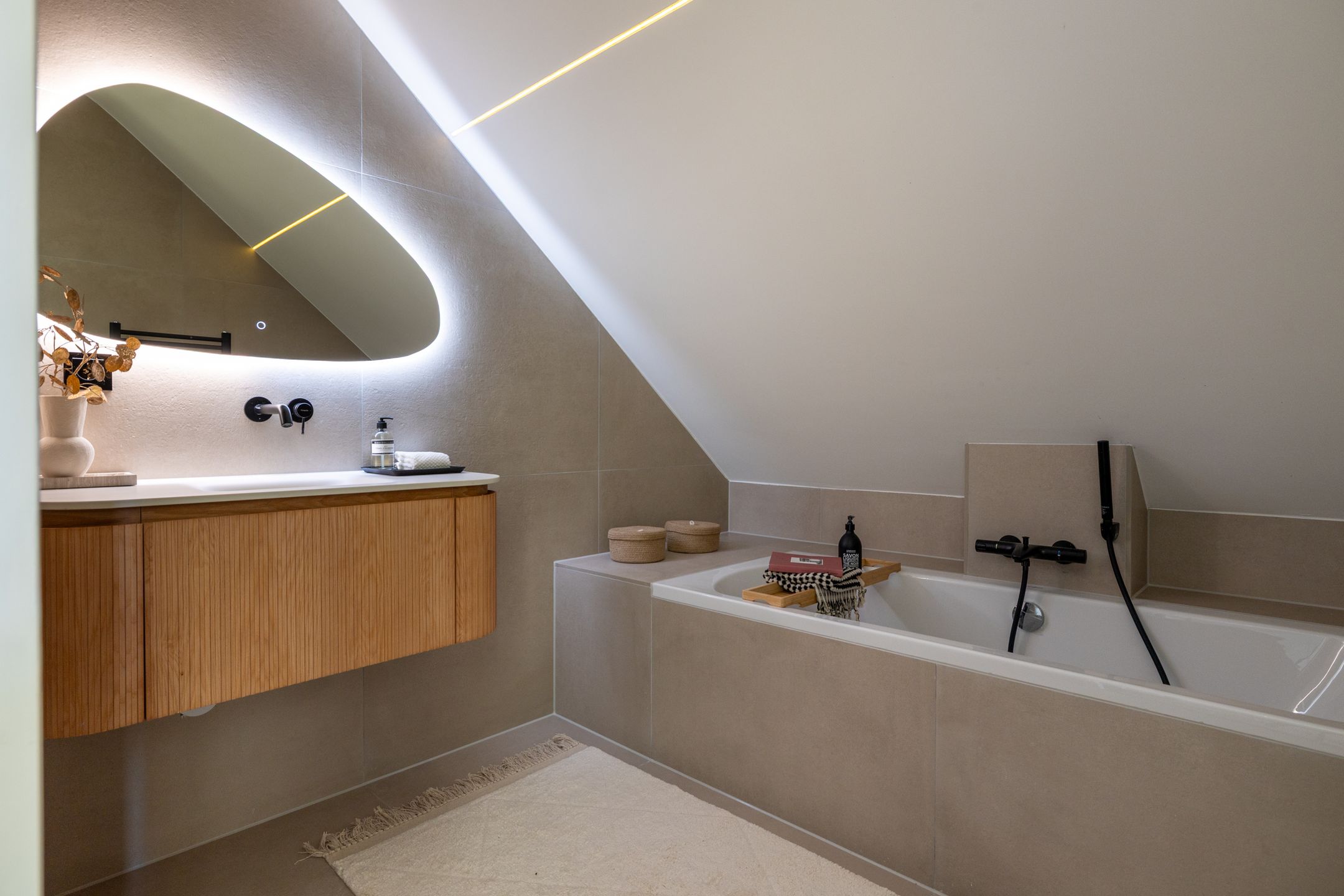 Foto 27 van Nieuwe Binnenweg 287-B02