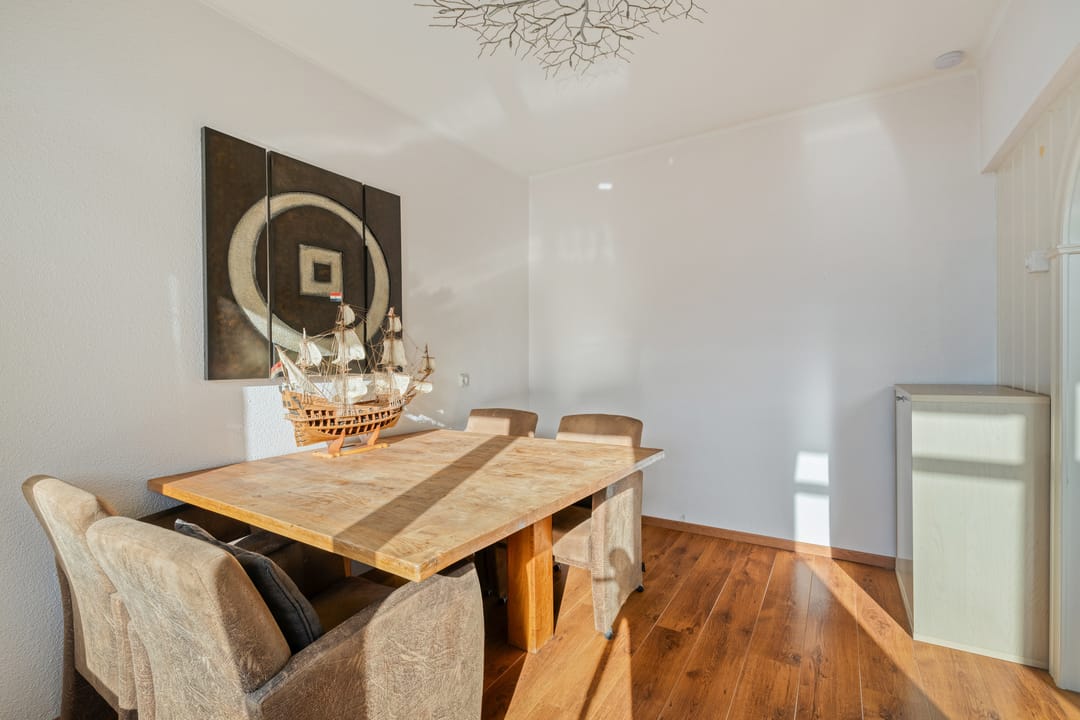 Photo 16 of Raafstraat 22