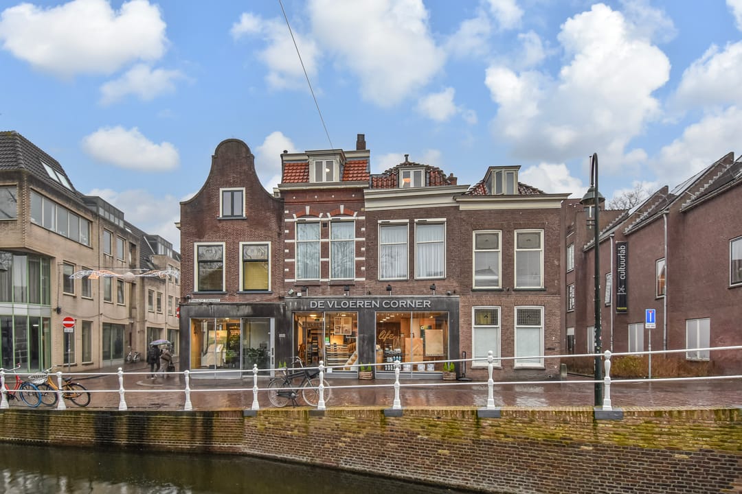 Foto 1 van Brabantse Turfmarkt 3