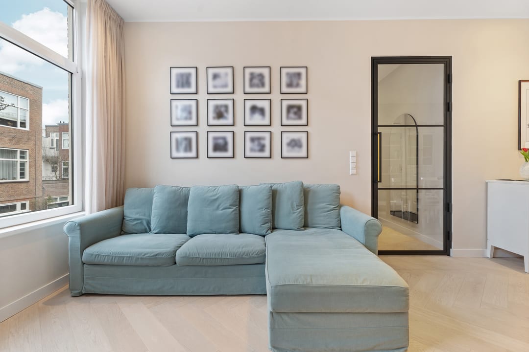 Photo 13 of Esdoornstraat 40