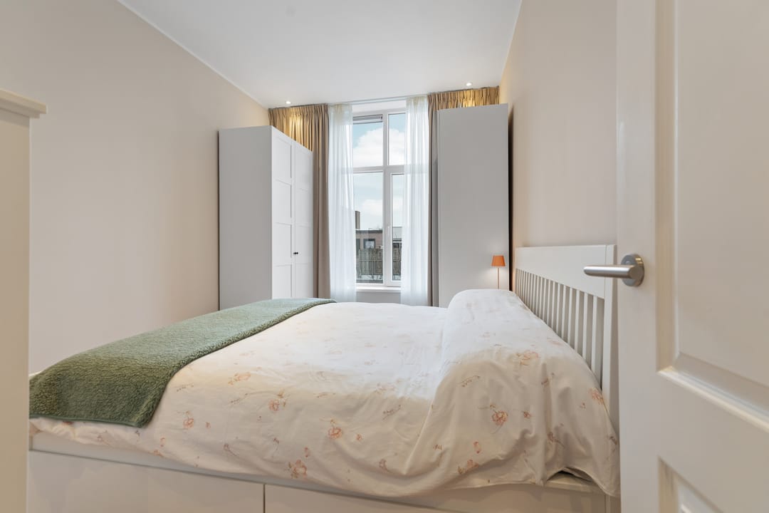 Photo 22 of Esdoornstraat 40