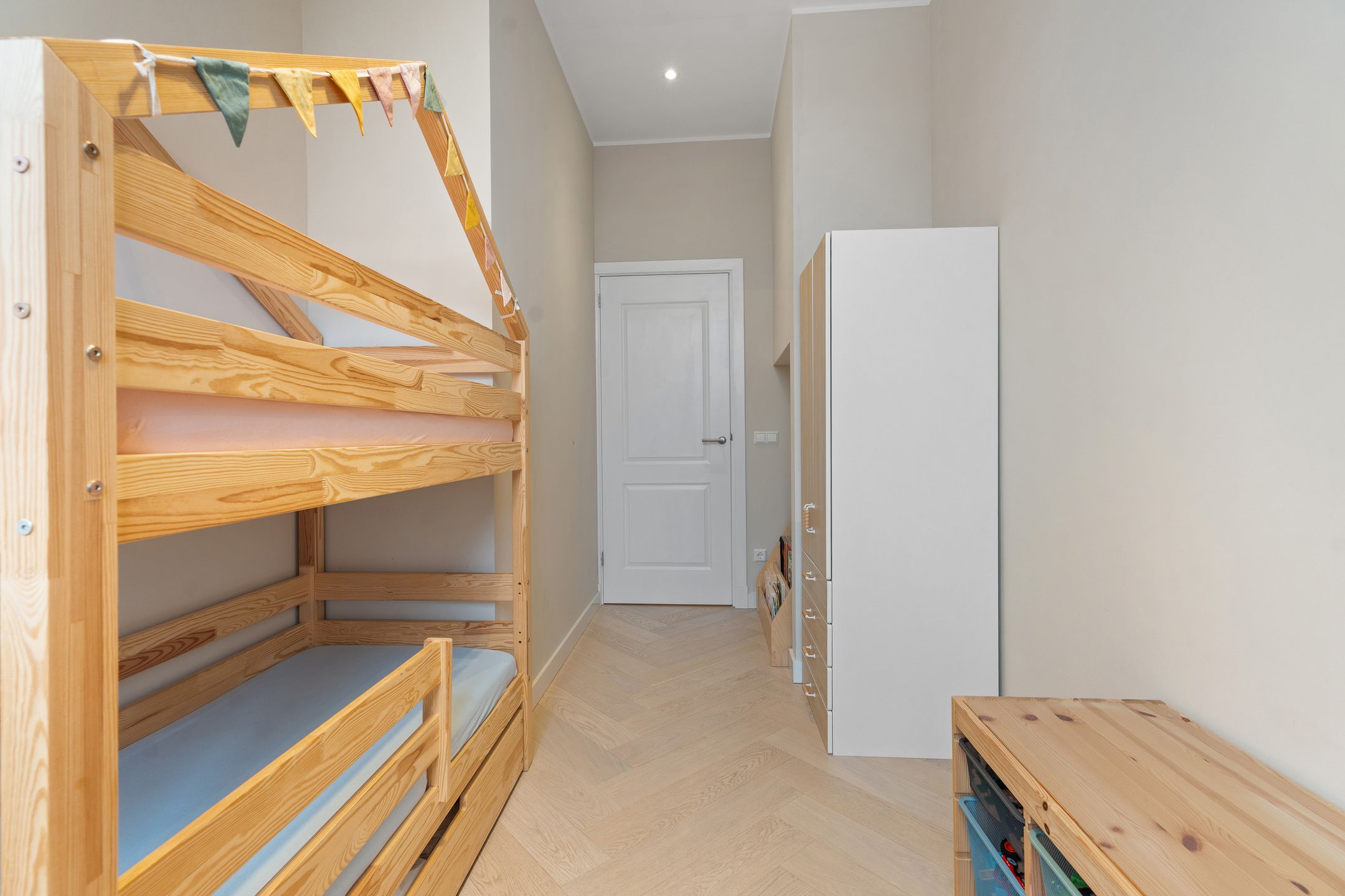 Photo 24 of Esdoornstraat 40