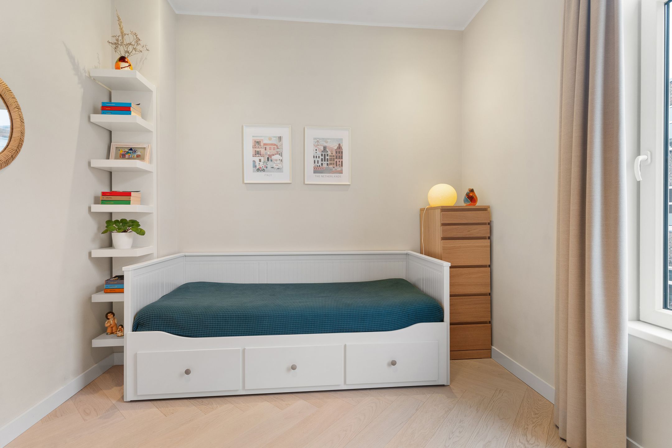 Photo 27 of Esdoornstraat 40