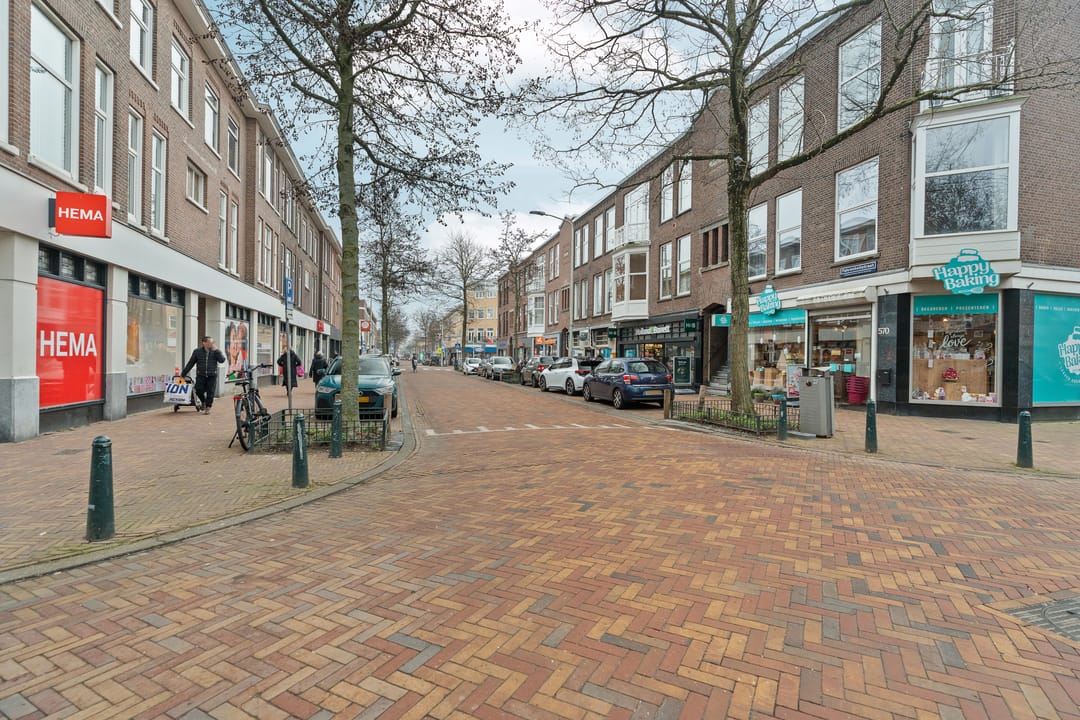 Photo 46 of Esdoornstraat 40