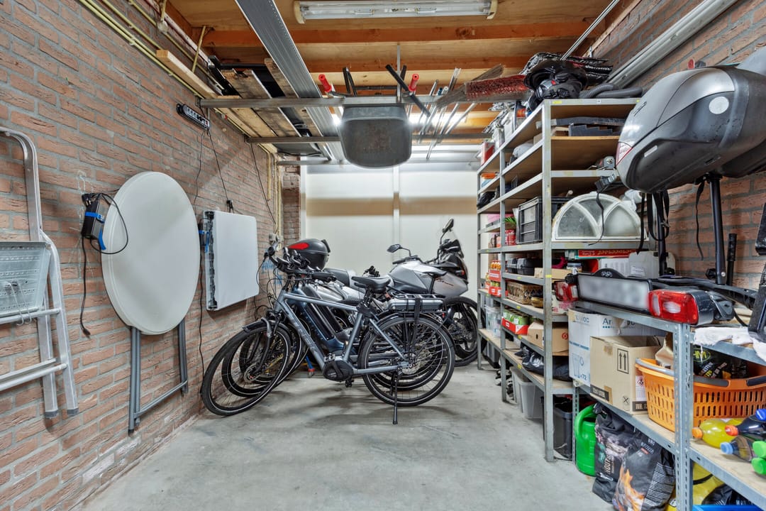 Photo 43 of Hollandia 167