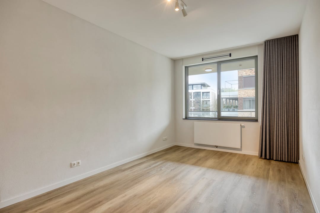 Photo 17 of Stratumsedijk 22-K