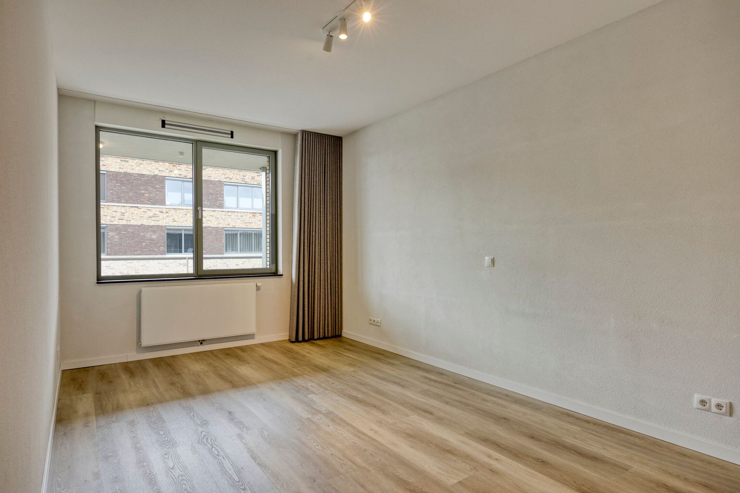 Photo 19 of Stratumsedijk 22-K