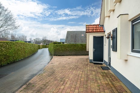 Bargereed 19 tertiary image