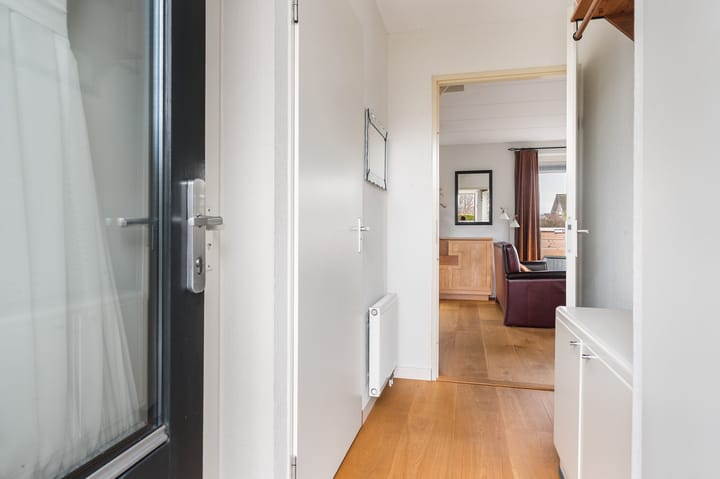 Photo 4 of Bargereed 19