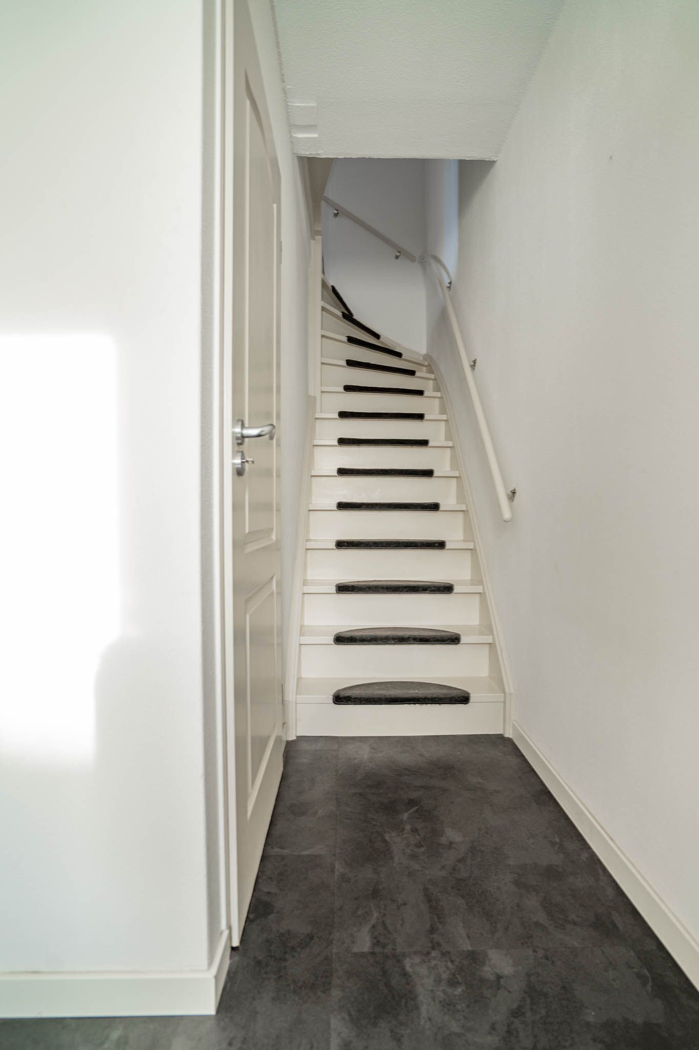 Photo 6 of Vicarieweg 40