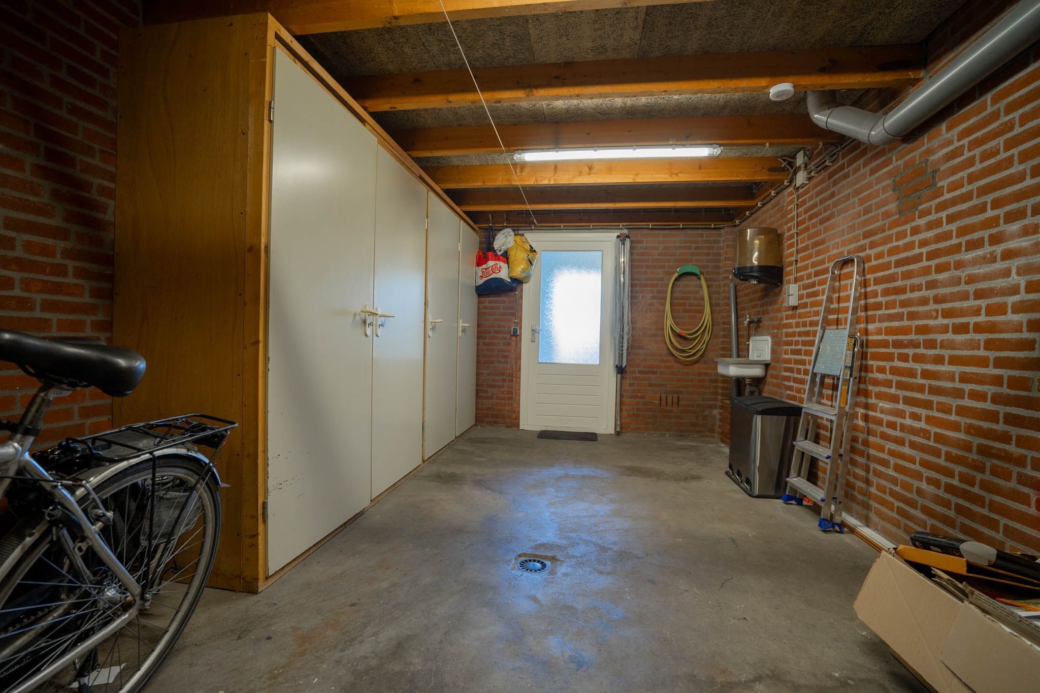 Photo 21 of Vicarieweg 40