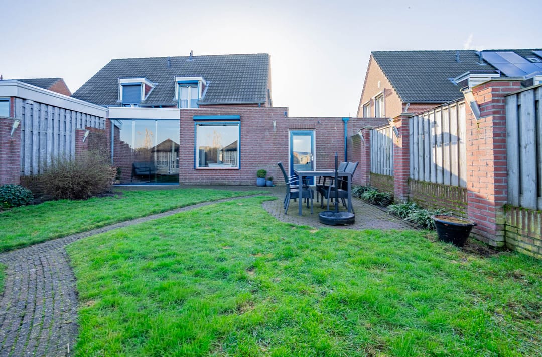 Photo 38 of Vicarieweg 40