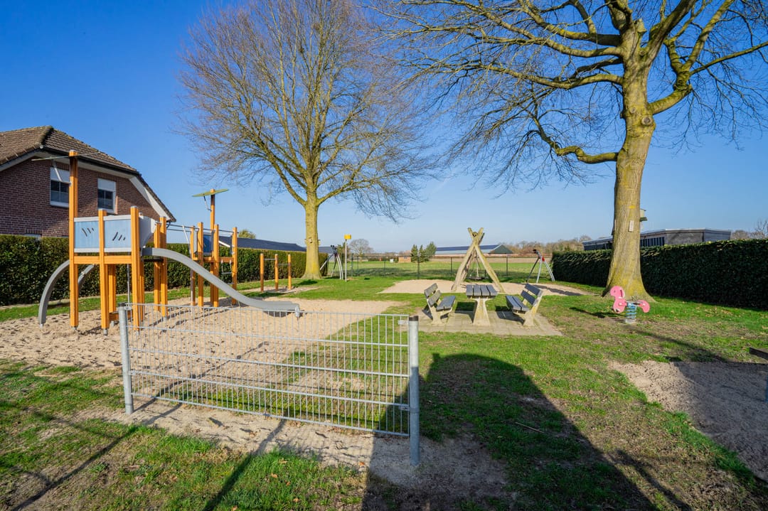 Photo 41 of Vicarieweg 40