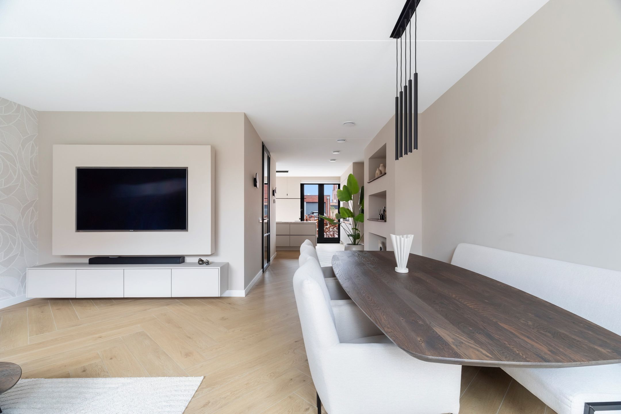 Photo 3 of Gietmal 1