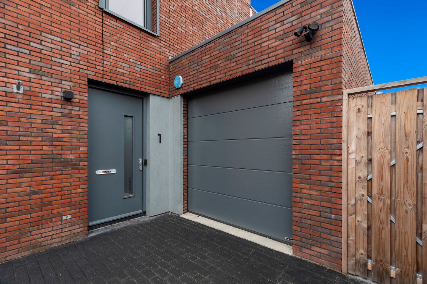 Photo 5 of Gietmal 1