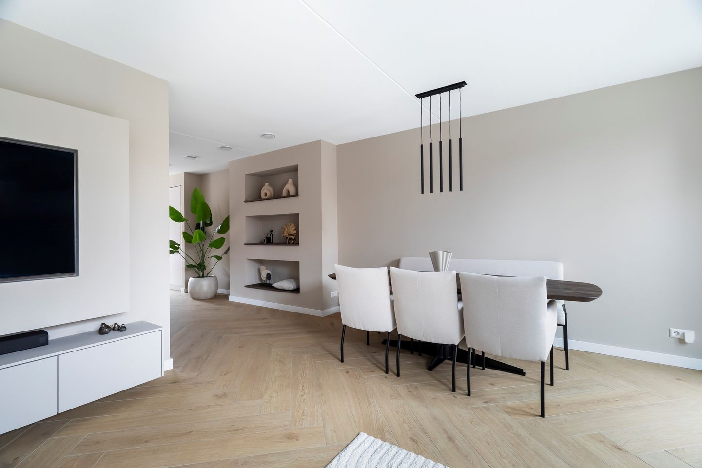 Photo 14 of Gietmal 1